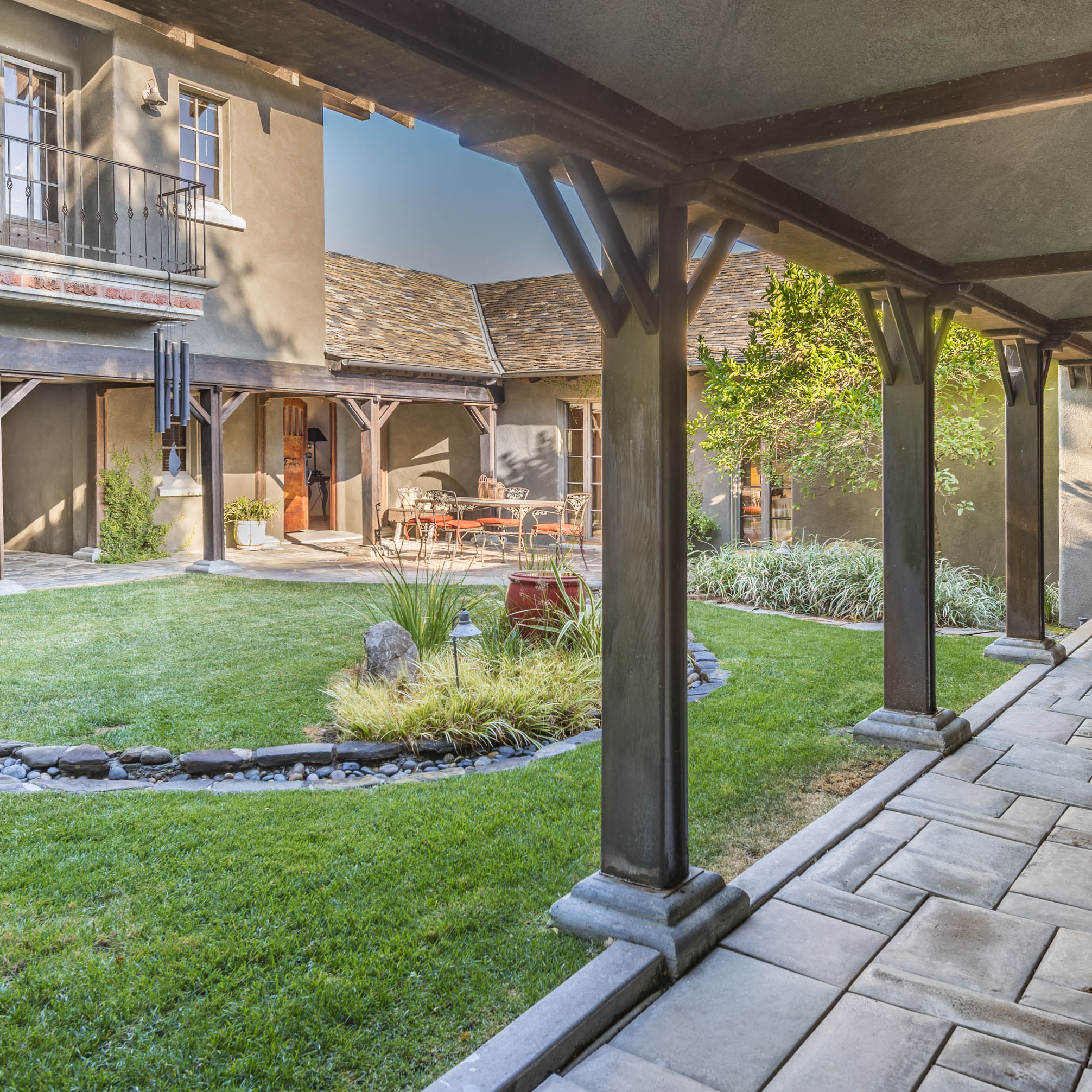 A Secluded Courtyard